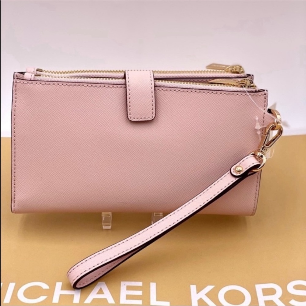 Michael Kors Double Zip Wallet
Wristlet Pink - Picture 3 of 11
